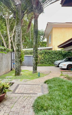 Casa à venda com 397m², 4 quartos e 4 vagasQuintal