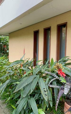 Casa à venda com 397m², 4 quartos e 4 vagasEntrada