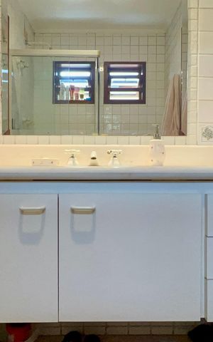 Casa à venda com 397m², 4 quartos e 4 vagasSuíte 2