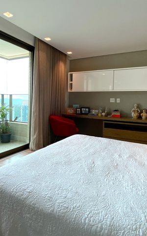 Apartamento à venda com 278m², 4 quartos e 4 vagas Apartamento à venda com 278m², 4 quartos e 4 vagasSuite 1