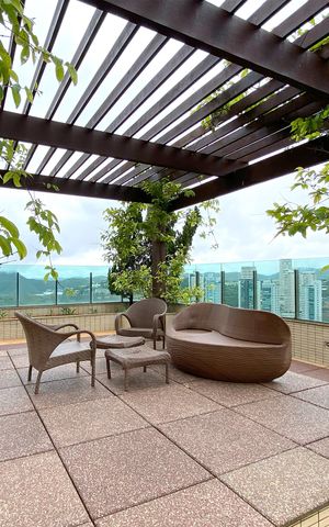 Apartamento à venda com 278m², 4 quartos e 4 vagas Apartamento à venda com 278m², 4 quartos e 4 vagasÁrea comum - Gazebo