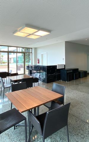 Apartamento à venda com 278m², 4 quartos e 4 vagas Apartamento à venda com 278m², 4 quartos e 4 vagasÁrea comum - Salão de festas