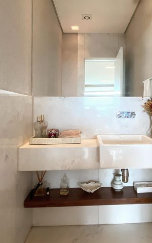 Apartamento à venda com 278m², 4 quartos e 4 vagas Apartamento à venda com 278m², 4 quartos e 4 vagasLavabo da Sala