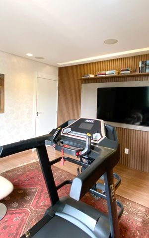 Apartamento à venda com 278m², 4 quartos e 4 vagas Apartamento à venda com 278m², 4 quartos e 4 vagasQuarto 4