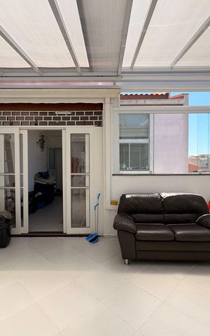 Apartamento à venda com 112m², 2 quartos e 1 vaga Apartamento à venda com 112m², 2 quartos e 1 vagaCobertura