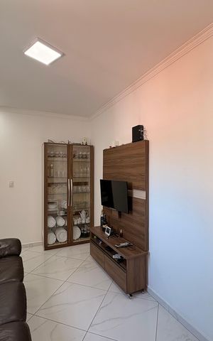 Apartamento à venda com 112m², 2 quartos e 1 vaga Apartamento à venda com 112m², 2 quartos e 1 vagaSala