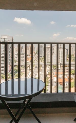 Studio para alugar com 26m², 1 quarto e sem vaga Studio para alugar com 26m², 1 quarto e sem vagaVaranda