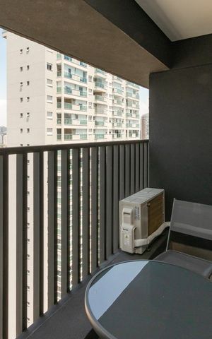Studio para alugar com 26m², 1 quarto e sem vaga Studio para alugar com 26m², 1 quarto e sem vagaVaranda