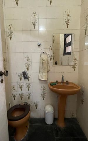 Casa à venda com 398m², 7 quartos e 3 vagas Casa à venda com 398m², 7 quartos e 3 vagasBanheiro 5