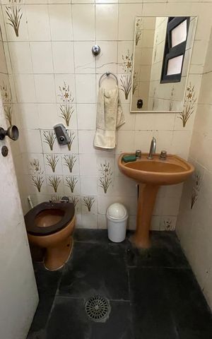 Casa à venda com 398m², 7 quartos e 3 vagas Casa à venda com 398m², 7 quartos e 3 vagasBanheiro 5