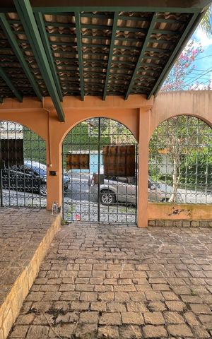 Casa à venda com 398m², 7 quartos e 3 vagas Casa à venda com 398m², 7 quartos e 3 vagasGaragem