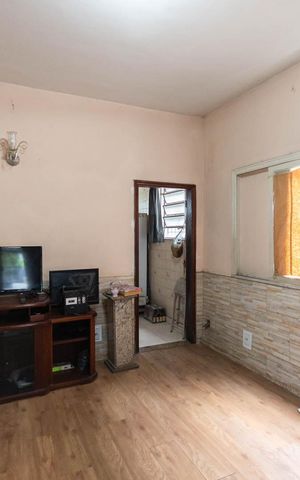 Casa à venda com 333m², 5 quartos e 3 vagasSala