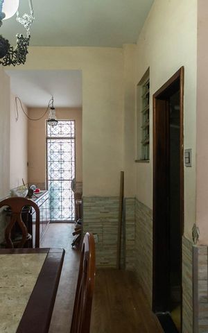 Casa à venda com 333m², 5 quartos e 3 vagasSala
