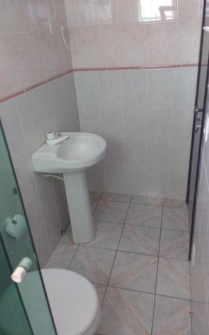 Casa para alugar com 550m², 9 quartos e 6 vagas