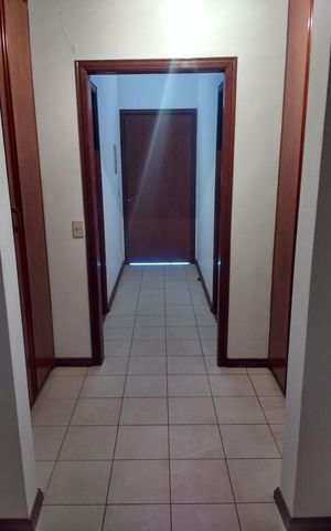 Casa para alugar com 550m², 9 quartos e 6 vagas
