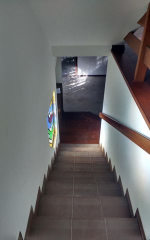 Casa para alugar com 550m², 9 quartos e 6 vagas