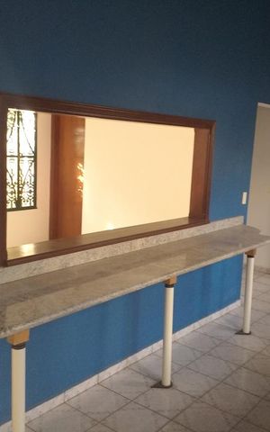Casa para alugar com 550m², 9 quartos e 6 vagas