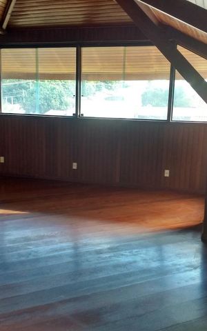 Casa para alugar com 550m², 9 quartos e 6 vagas