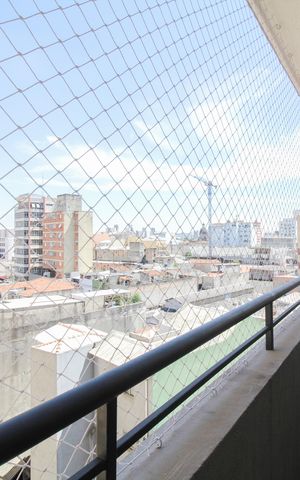 Studio à venda com 28m², 1 quarto e sem vaga Studio à venda com 28m², 1 quarto e sem vagaSala/Quarto - Varanda