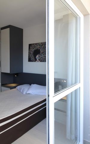 Studio à venda com 28m², 1 quarto e sem vaga Studio à venda com 28m², 1 quarto e sem vagaSala/Quarto - Varanda