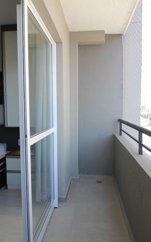 Studio à venda com 28m², 1 quarto e sem vaga Studio à venda com 28m², 1 quarto e sem vagaSala/Quarto - Varanda