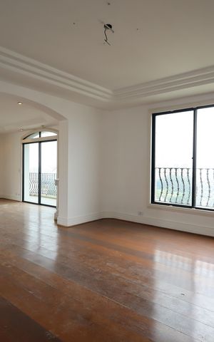 Apartamento à venda com 300m², 4 quartos e 4 vagasSala de Jantar