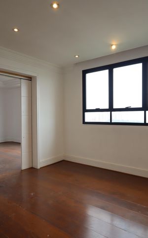 Apartamento à venda com 300m², 4 quartos e 4 vagasSala de TV