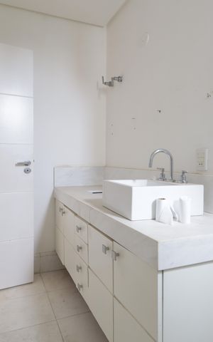 Apartamento à venda com 300m², 4 quartos e 4 vagasBanheiro da Suíte 3