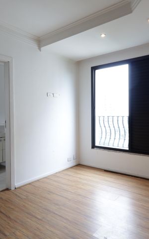 Apartamento à venda com 300m², 4 quartos e 4 vagasSuíte 3