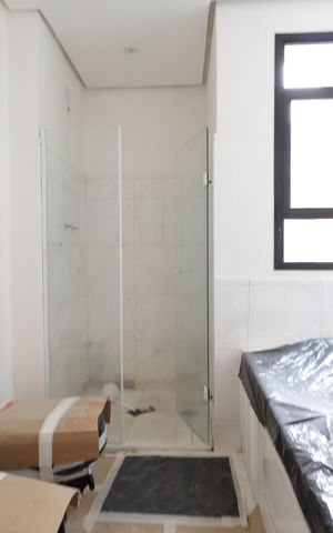 Apartamento à venda com 300m², 4 quartos e 4 vagasBanheiro da Suíte 1