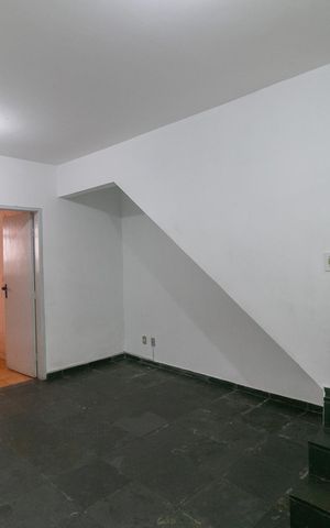Casa à venda com 62m², 2 quartos e 1 vaga