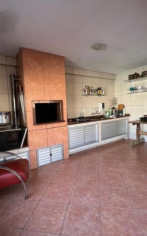 Casa para alugar com 330m², 3 quartos e 4 vagas