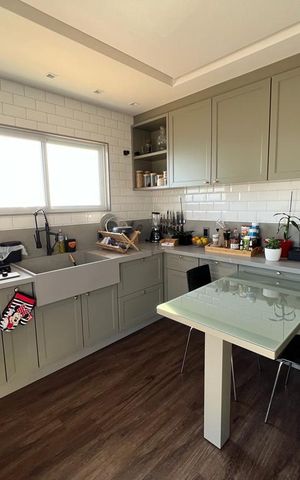 Casa para alugar com 330m², 3 quartos e 4 vagas
