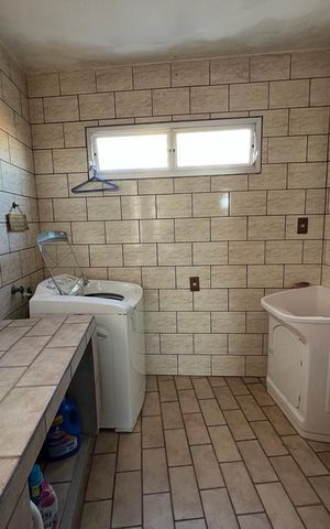 Casa para alugar com 330m², 3 quartos e 4 vagas