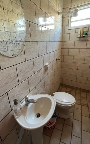 Casa para alugar com 330m², 3 quartos e 4 vagas