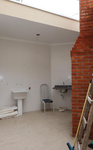 Casa à venda com 100m², 3 quartos e 2 vagasQuintal