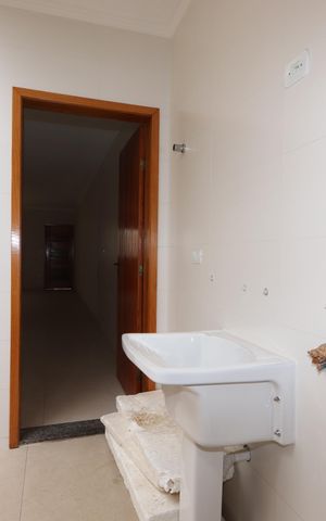 Casa à venda com 100m², 3 quartos e 2 vagasLavanderia