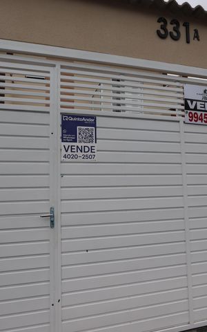 Casa à venda com 100m², 3 quartos e 2 vagasPortão