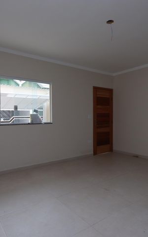 Casa à venda com 100m², 3 quartos e 2 vagasSala