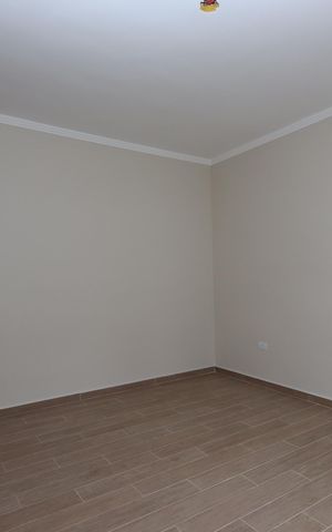 Casa à venda com 100m², 3 quartos e 2 vagasSuíte