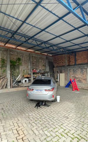 Casa à venda com 138m², 3 quartos e 3 vagasGaragem