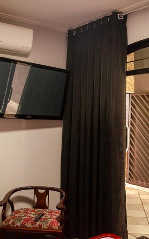Casa à venda com 270m², 4 quartos e 3 vagas