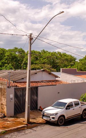Casa à venda com 270m², 4 quartos e 3 vagas