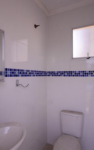 Casa à venda com 284m², 2 quartos e 4 vagasÁrea de Lazer - Banheiro 