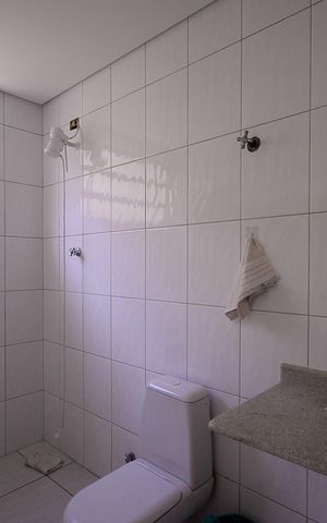 Casa à venda com 284m², 2 quartos e 4 vagasBanheiro do Quarto 2 