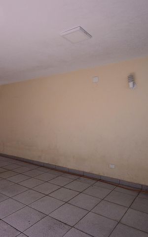 Casa à venda com 284m², 2 quartos e 4 vagasGaragem 