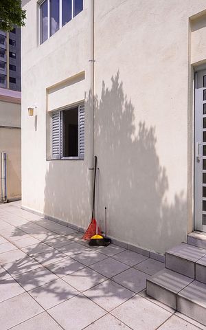 Casa à venda com 284m², 2 quartos e 4 vagasQuintal 