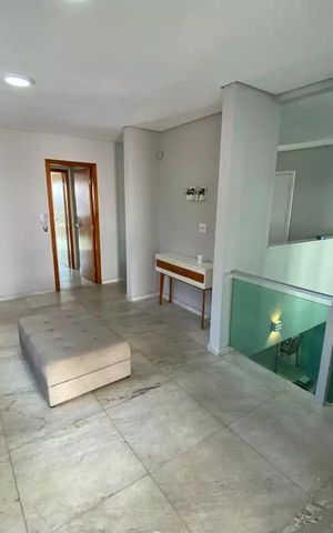 Casa à venda com 292m², 3 quartos e 3 vagas
