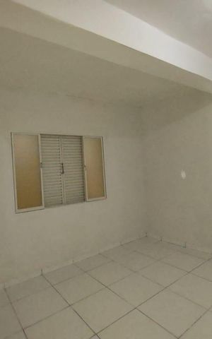 Casa à venda com 161m², 3 quartos e 1 vaga