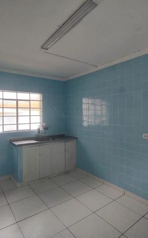 Casa à venda com 161m², 3 quartos e 1 vaga